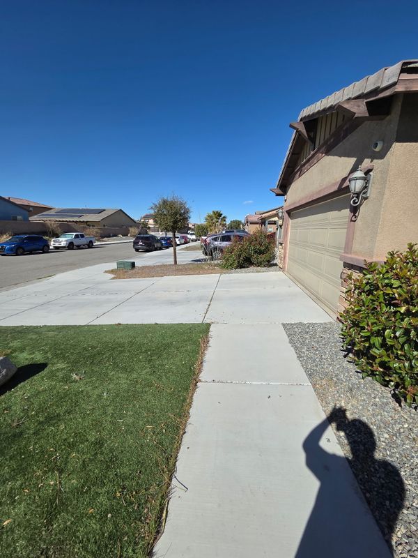 Building Photo - 14245 Tierra Del Sur St