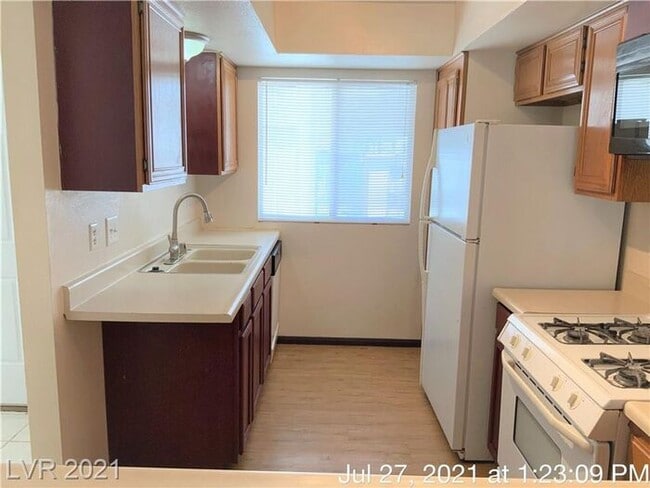 Building Photo - COMING SOON -- Ready no later than End of April