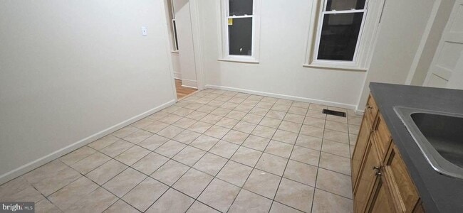 Building Photo - 4527 N Carlisle St