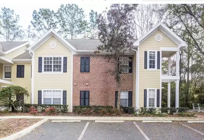 building - 10000 SW 52nd Ave