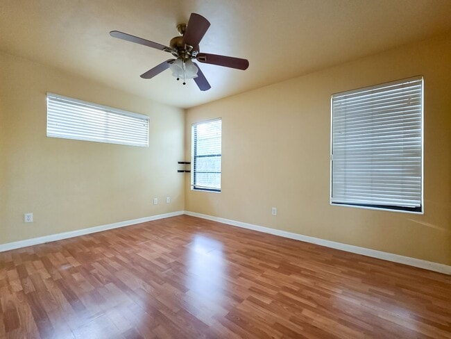 Building Photo - Beautiful 3/2 in Springtree