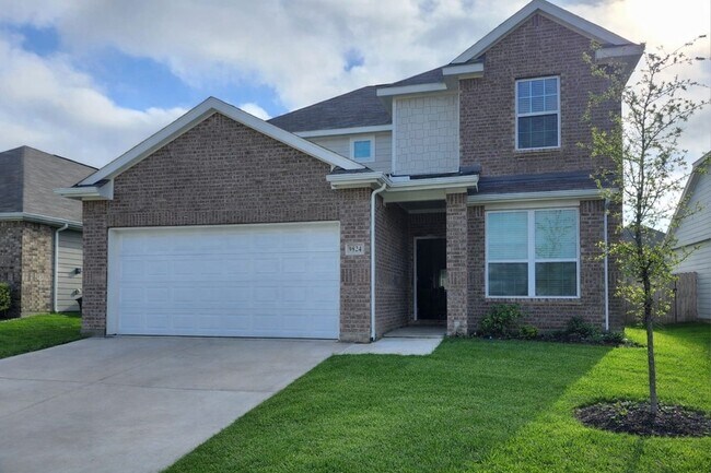 Building Photo - 9824 Dynamics Dr