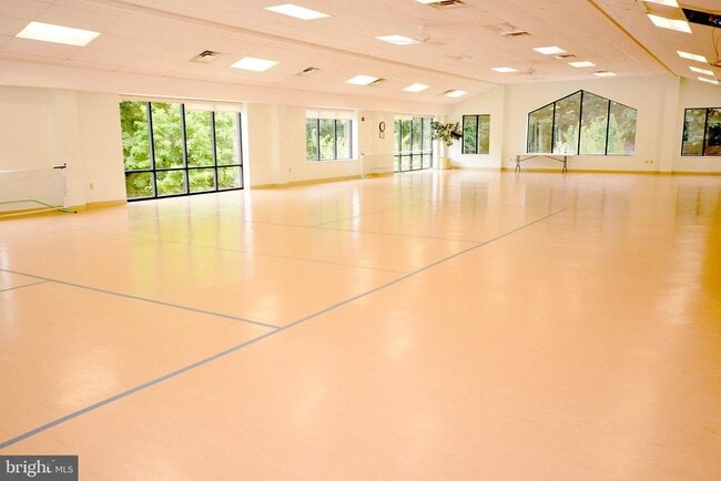 Building Photo - 835 Coxswain Way