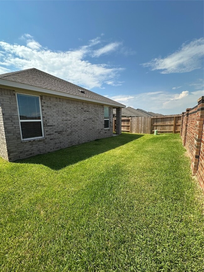 Building Photo - 6306 Orchid Bch Dr