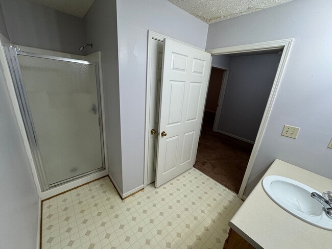 Building Photo - 416 Leighton Ave