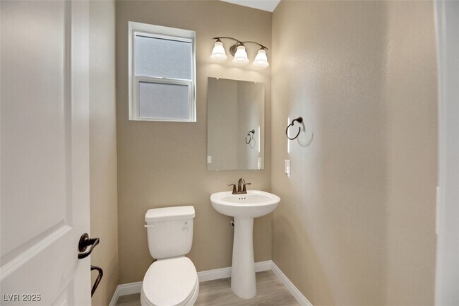 Building Photo - 10602 Dryades Ave