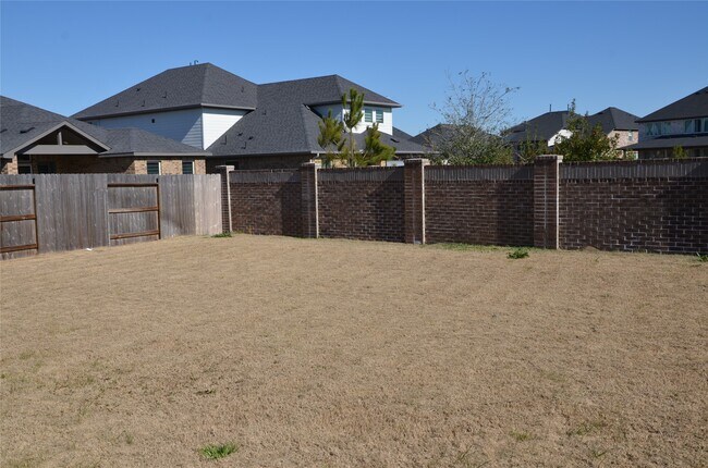 Building Photo - 9639 Lily Vis Ln