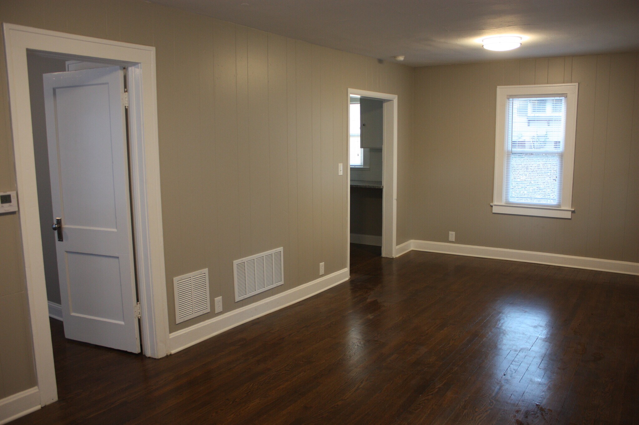 Living Room 3 - 209 E 80 Terrace