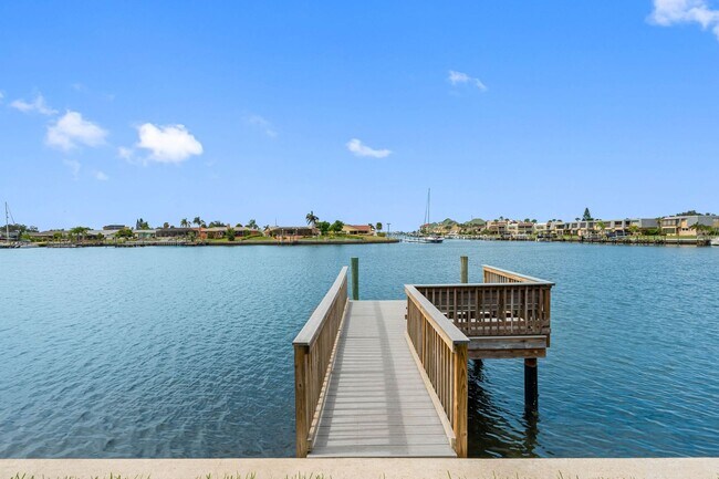 Building Photo - Sailboat-Ready Waterfront Home with Spectacular Scenic Views