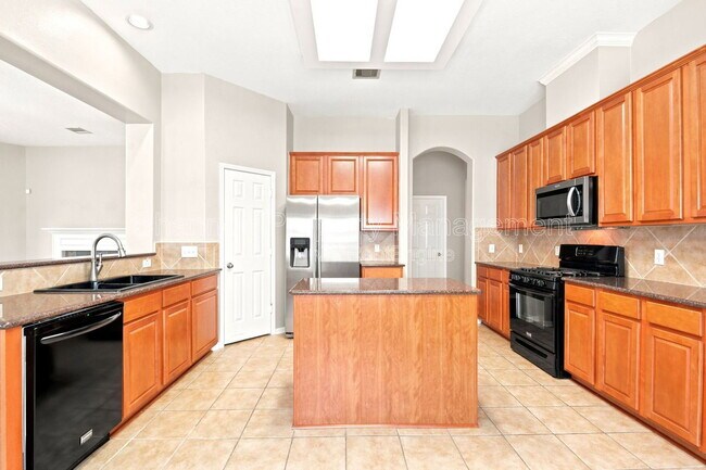 Building Photo - 24815 Corbin Gate Dr
