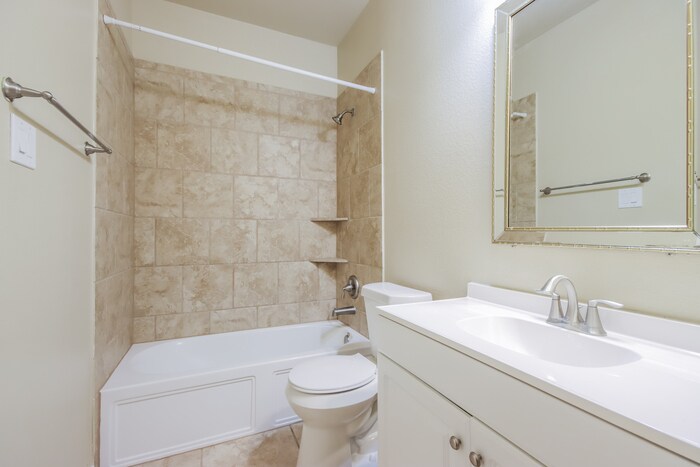 Building Photo - 23130 Mestina Knoll Dr