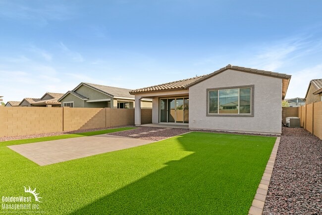 Building Photo - Beautiful 3Bdm 2Ba Home with Modern Upgrad...