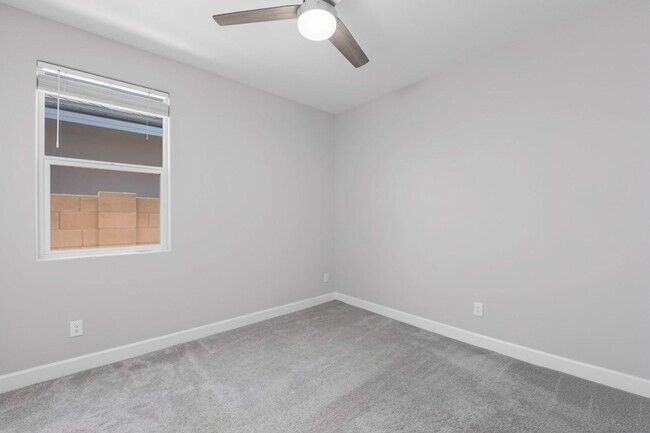 Building Photo - Luxury Kitchen + 3 Bed & Den/Office in Azure Canyon | Quartz, Gas Cooktop & More