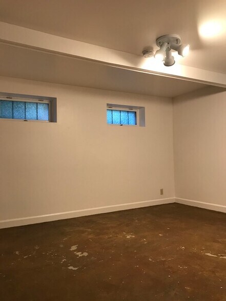 Bedroom 2 - 87 Druid Cir NE