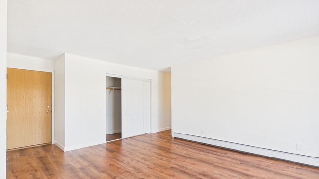 Building Photo - 10213 W 34th St