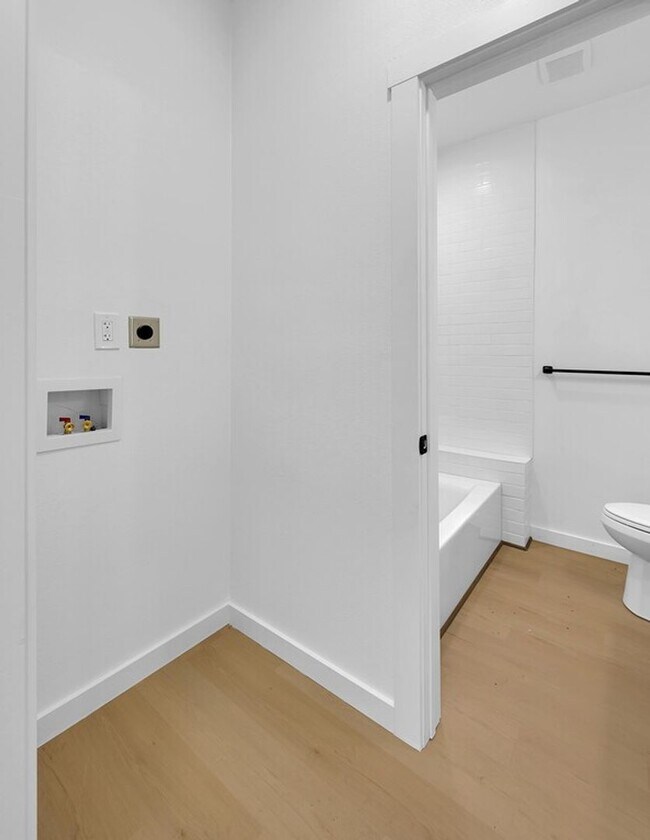 Building Photo - Well-maintained 3BD 2BA Home in Waco - Available in May!