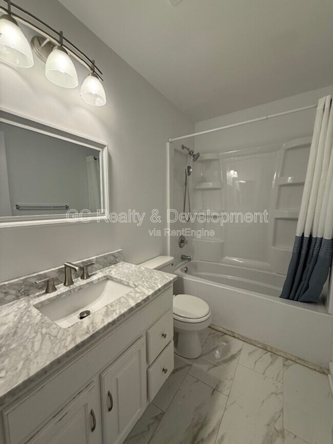 Building Photo - 885 Chelsea Ct