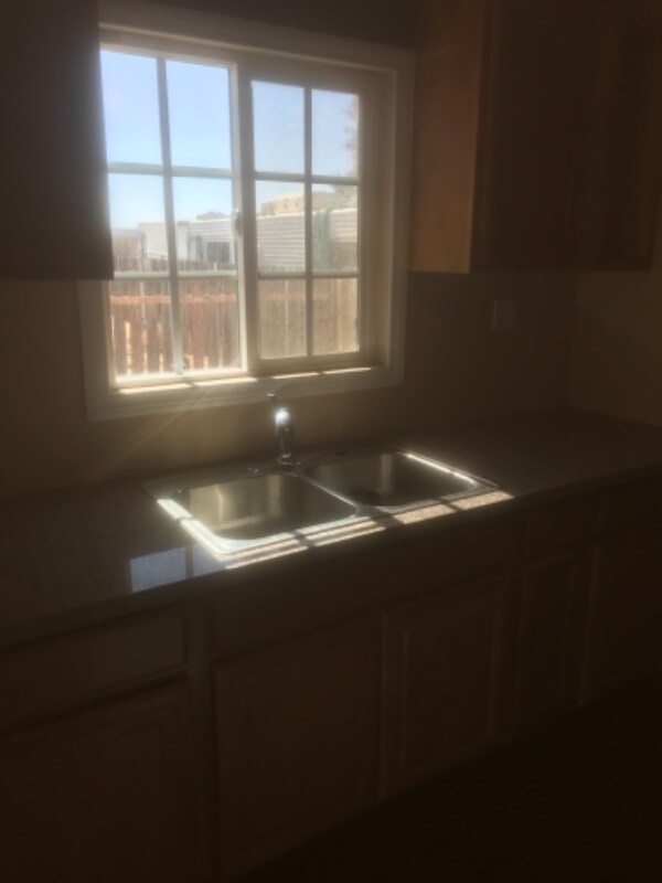 Building Photo - 11815 Nancy Ave