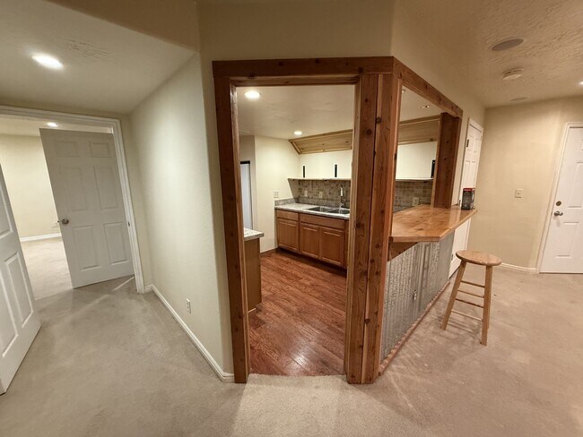 Building Photo - Mountain View Retreat in Heber’s Coveted V...