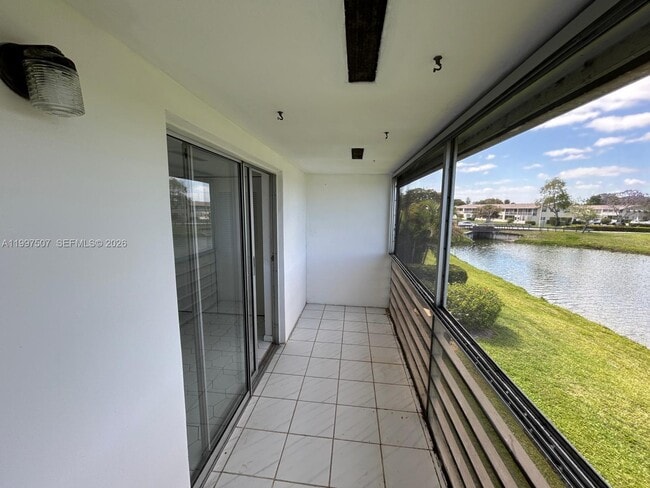 Building Photo - 89 Berkshire D