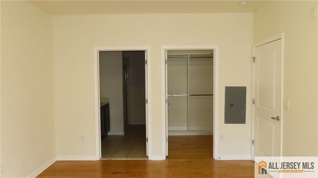 Building Photo - 544 E Celebration Way