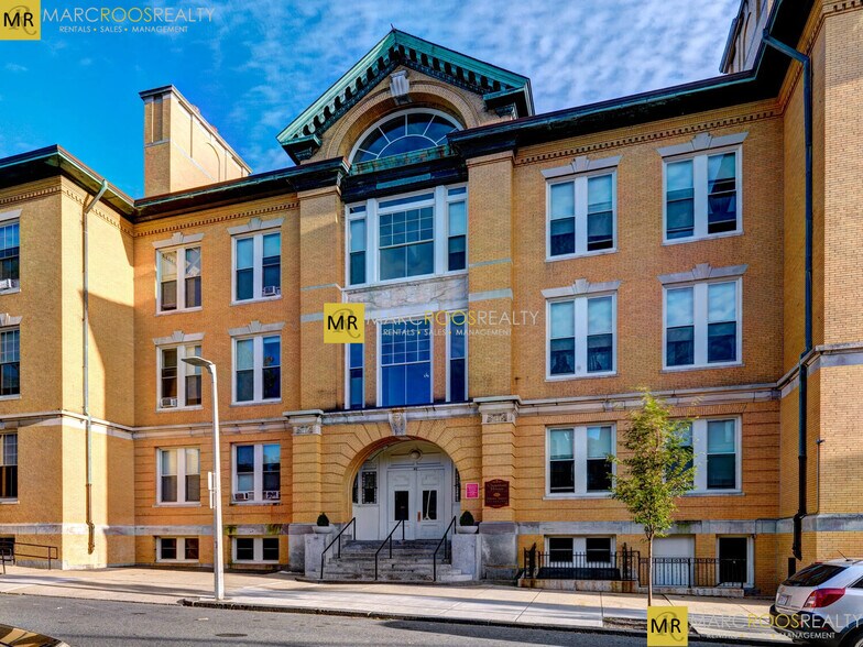 Building Photo - 62 Eutaw St