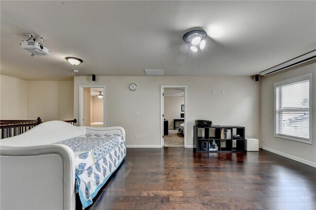 Building Photo - 2205 Copperfield Dr