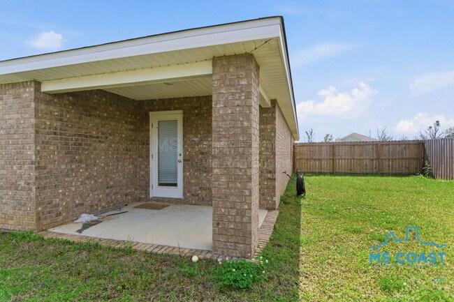 Building Photo - 15336 Leighwood Ln