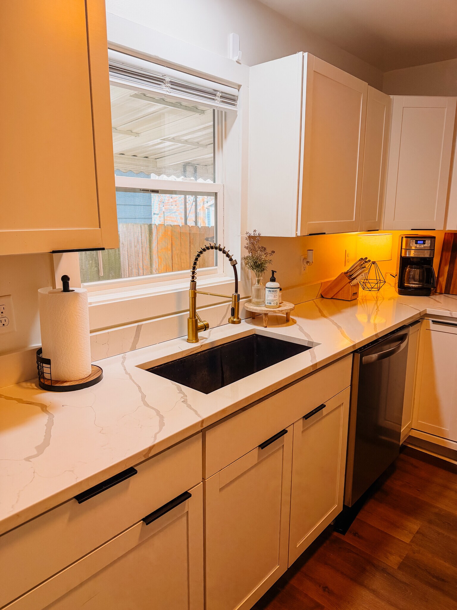 Building Photo - 1835 New St