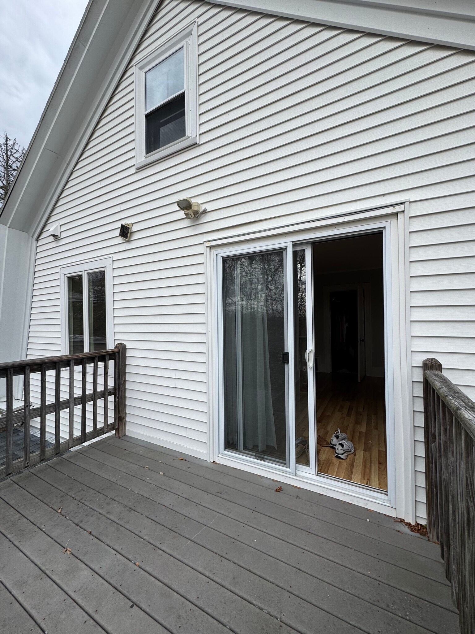 Building Photo - 204 Bridge St