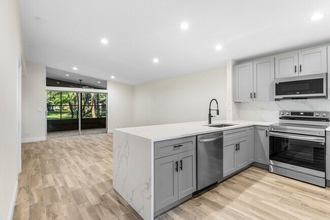 Building Photo - 22289 Timberly Dr