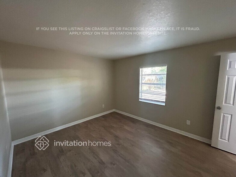 Building Photo - 837 Dove Ridge Dr