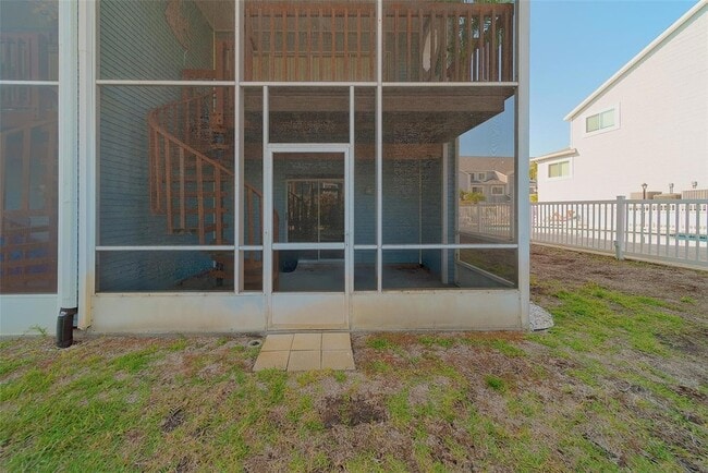 Building Photo - 911 Harbour House Dr