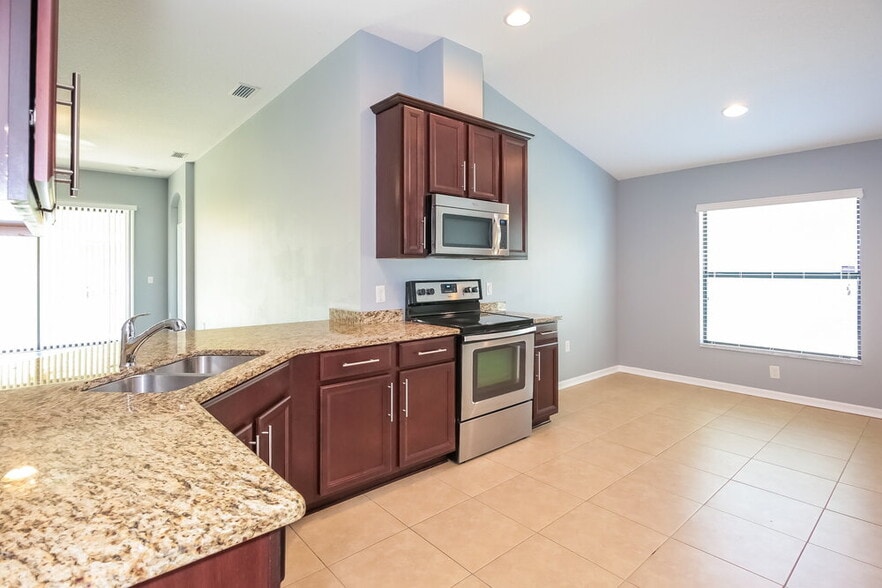 Building Photo - 7319 Tangle Bend Dr