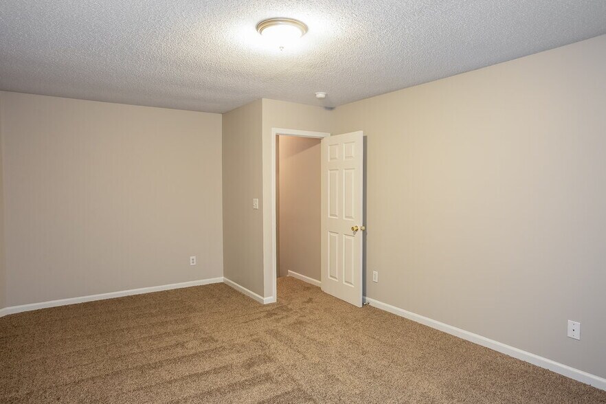 Building Photo - 5196 Tealstone Ct