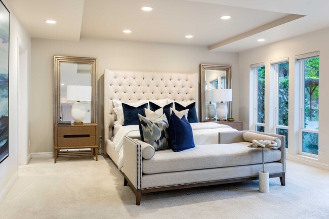 Building Photo - Meticulously Upgraded Los Altos Estate on Over an Acre