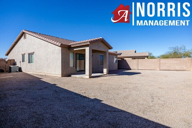 Building Photo - Great Home in a Great Location