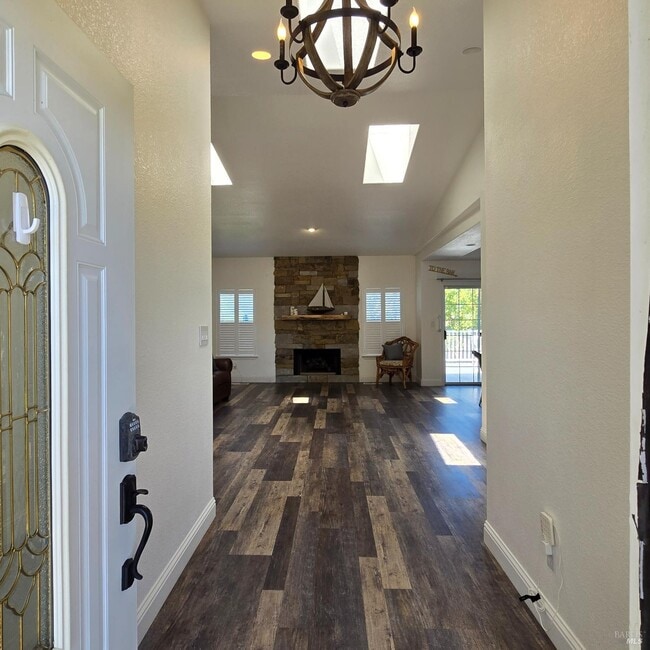 Building Photo - 298 White Sands Dr
