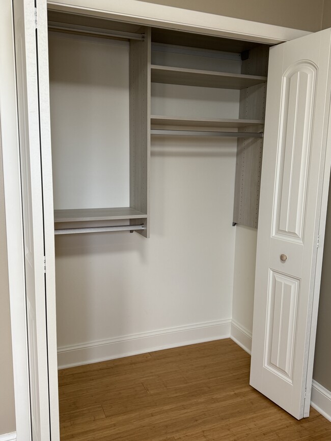 California Closet (Bedroom 2) - 460 Eastbrooke Ln