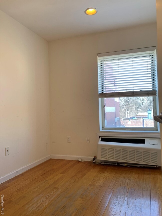 Building Photo - 82-65 116th St