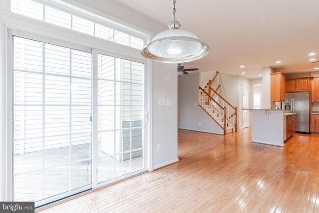 Building Photo - 21927 Windy Oaks Square