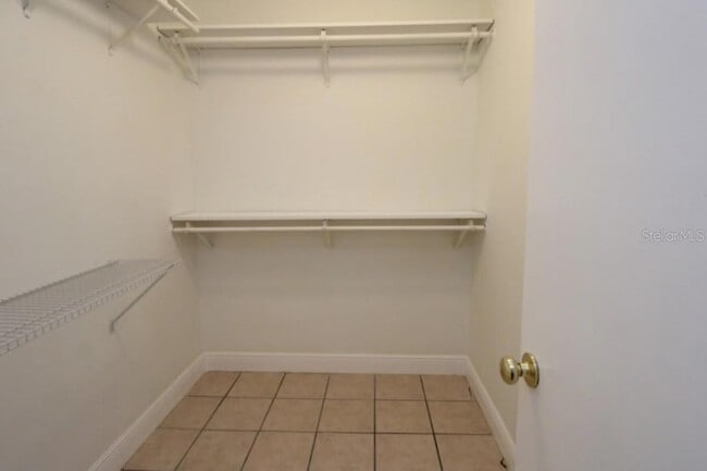 Building Photo - 1115 Doncaster Ct