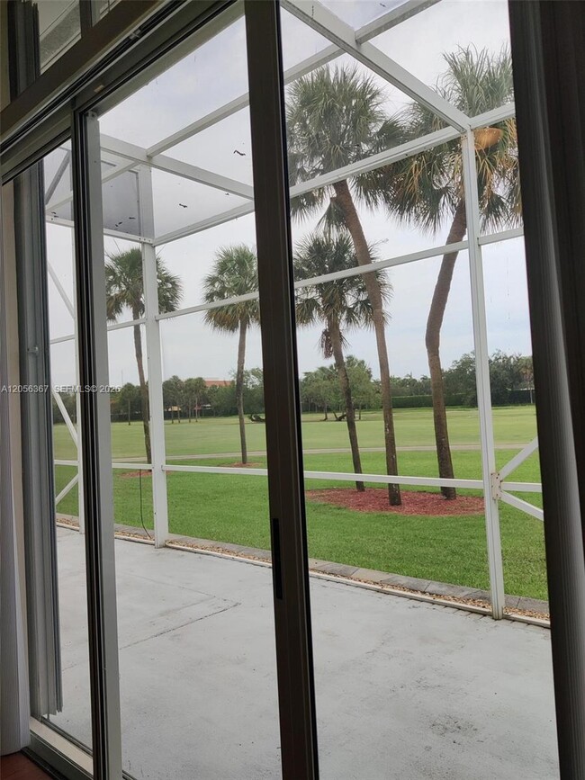 Building Photo - 17276 Bermuda Village Dr