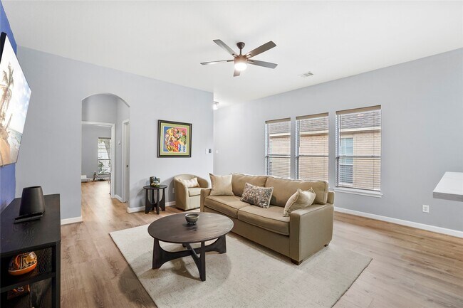 Building Photo - 4514 Coral Rose Ct