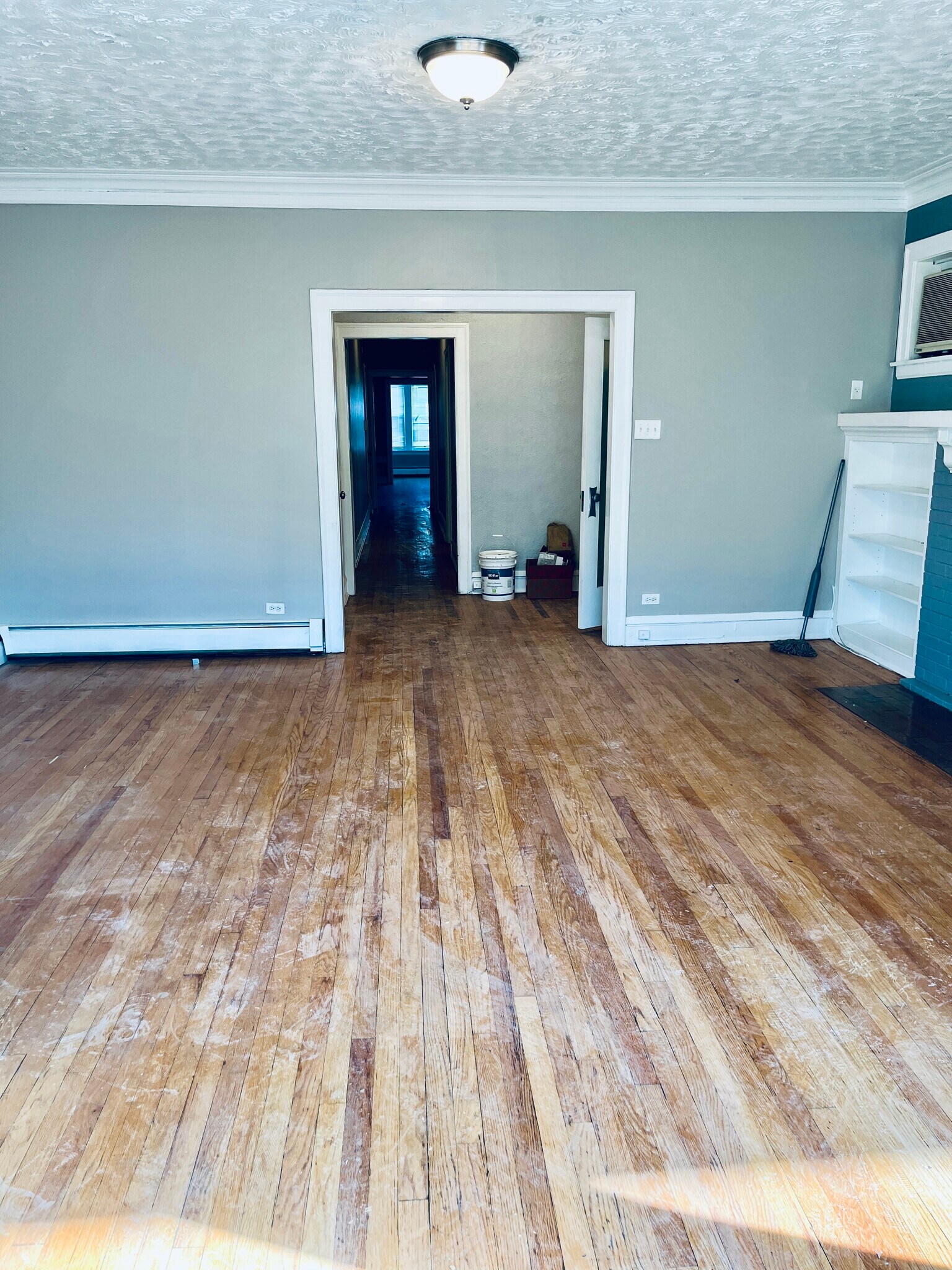 Building Photo - 6829 S Cornell Ave