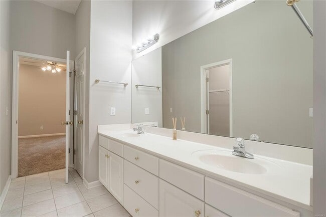 Building Photo - 9024 Hanston Ct