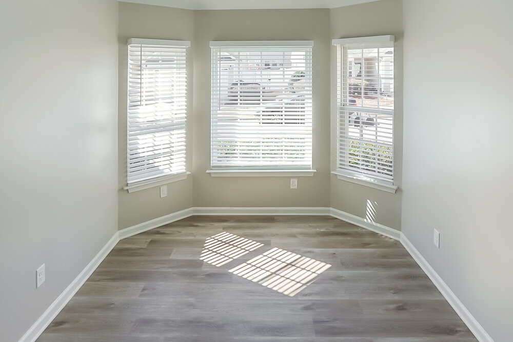 Building Photo - 550 Hill Crest Cir