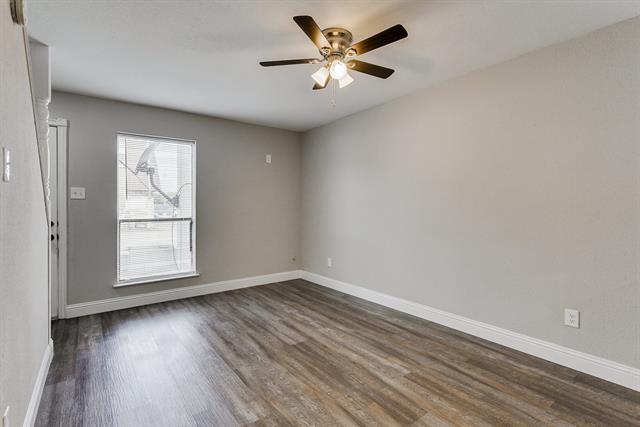 Building Photo - 406 Noble Ave