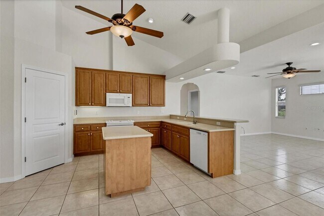 Building Photo - Beautiful and Spacious Rotonda West POOL home.
