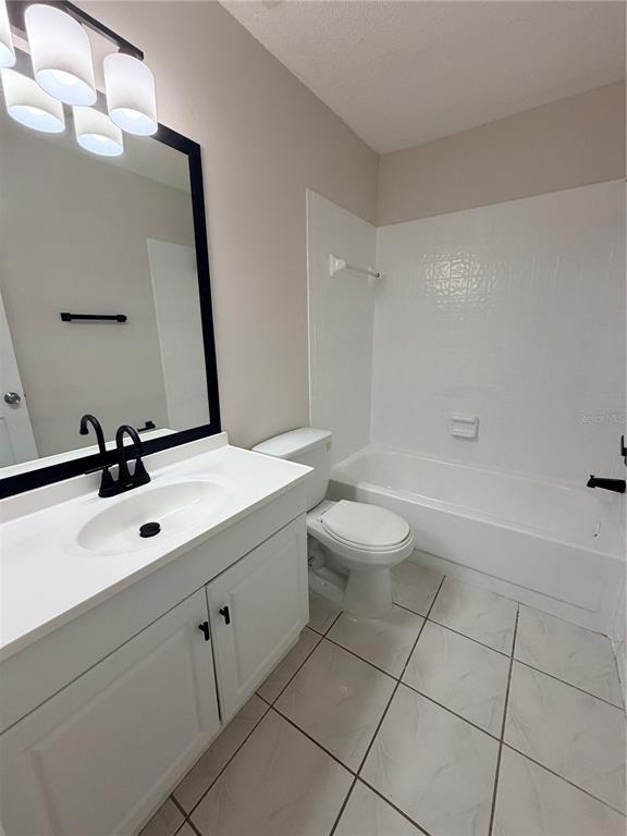 Building Photo - 1625 Long Ridge Ct
